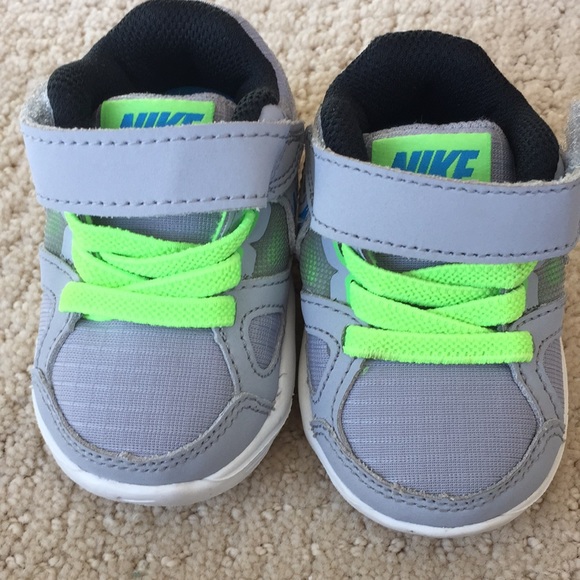 Nike Lunar Forever 2 baby shoes - Picture 2 of 11
